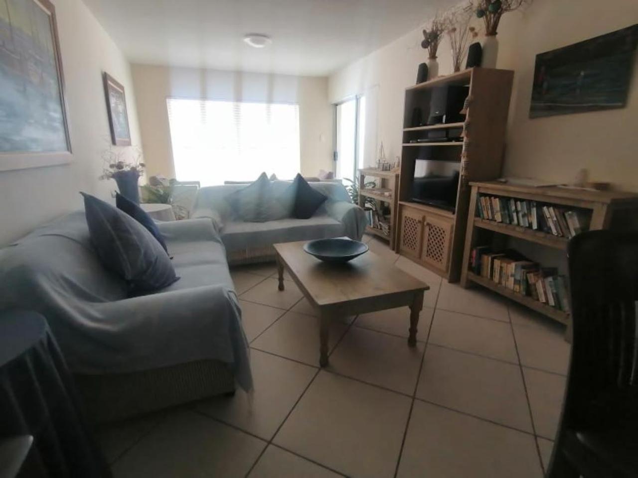 Modern Seaview Apartment ポート・エリザベス エクステリア 写真
