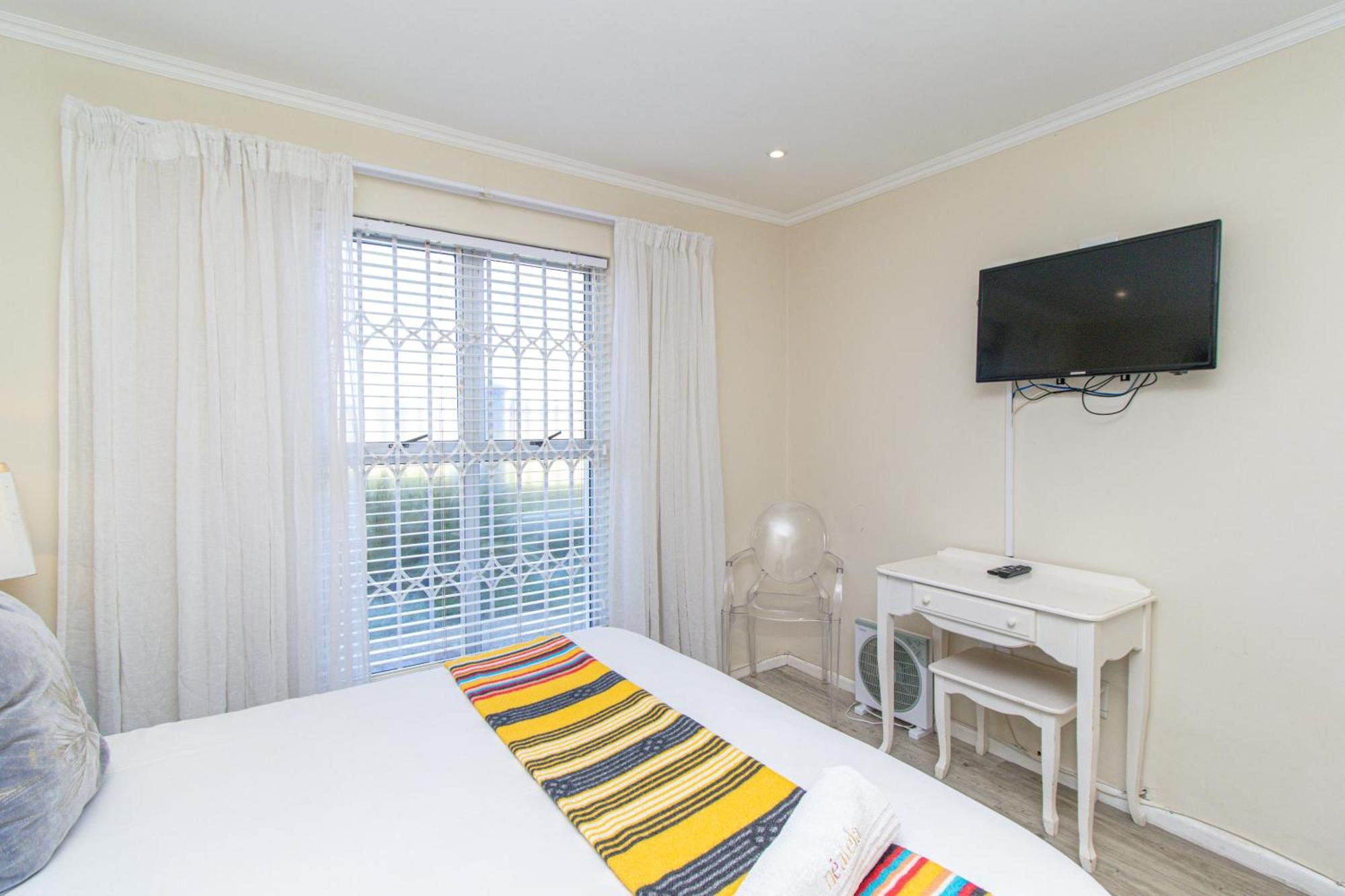 Modern Seaview Apartment ポート・エリザベス エクステリア 写真