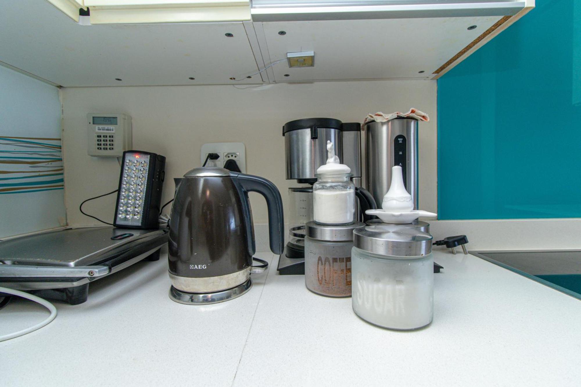 Modern Seaview Apartment ポート・エリザベス エクステリア 写真