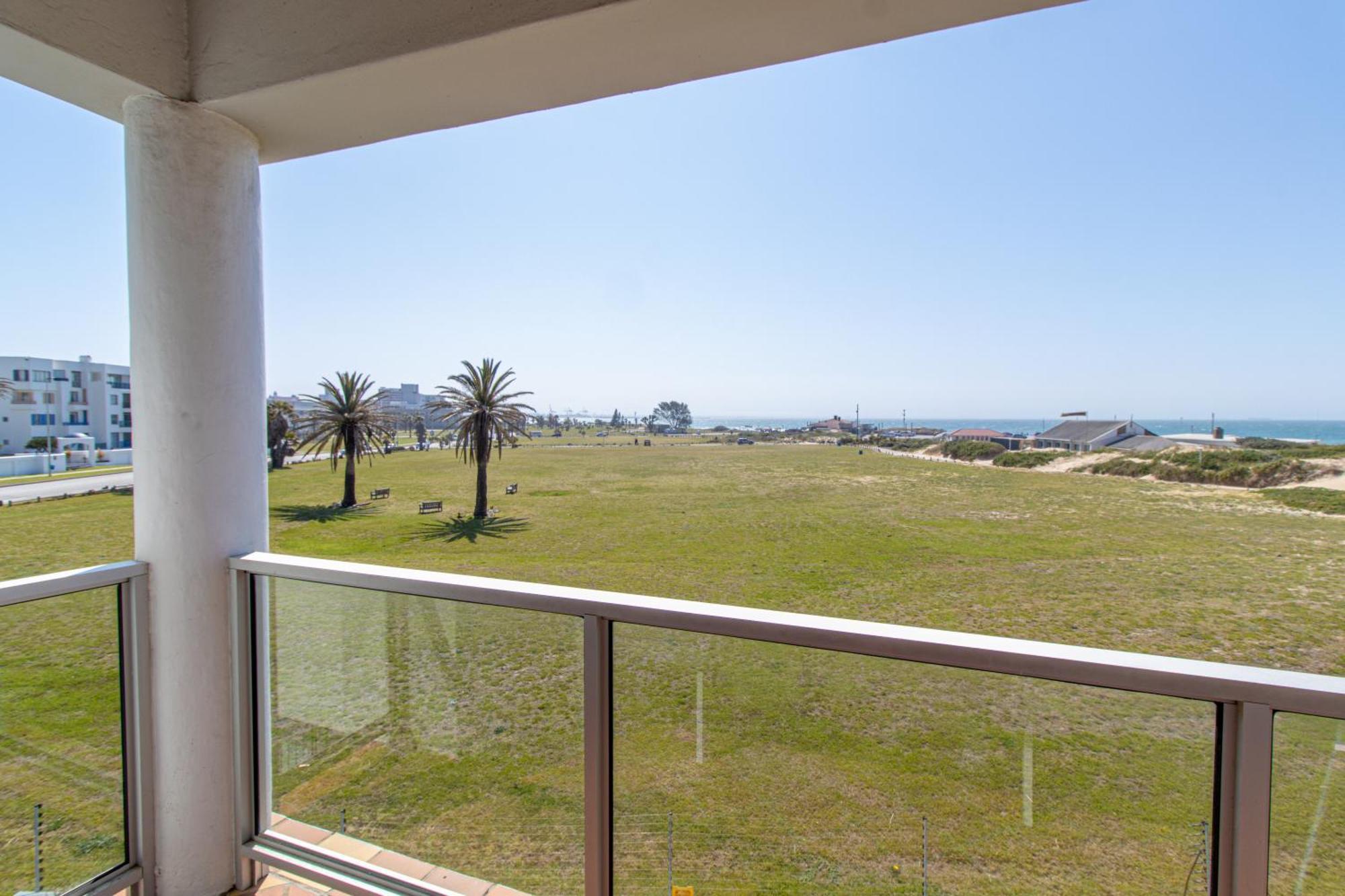 Modern Seaview Apartment ポート・エリザベス エクステリア 写真